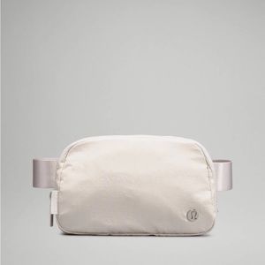 NWT Lululemon Everywhere Belt Bag White Opal Extended Size